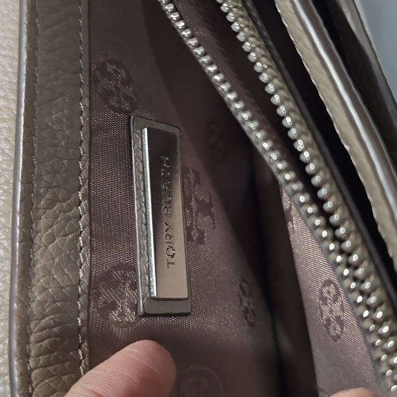 Tory Burch Crossbody Bag - Picture 8 of 11